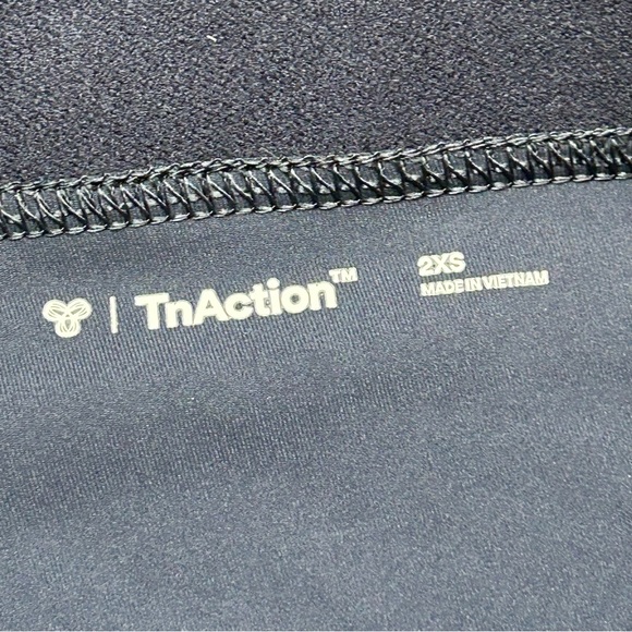 TNA Move Rally Skort - Picture 3 of 7